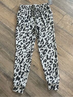 Women’s Size Medium Leopard Print Lounge Sleep Pants - Bluish/Mint /Grey  ~New~